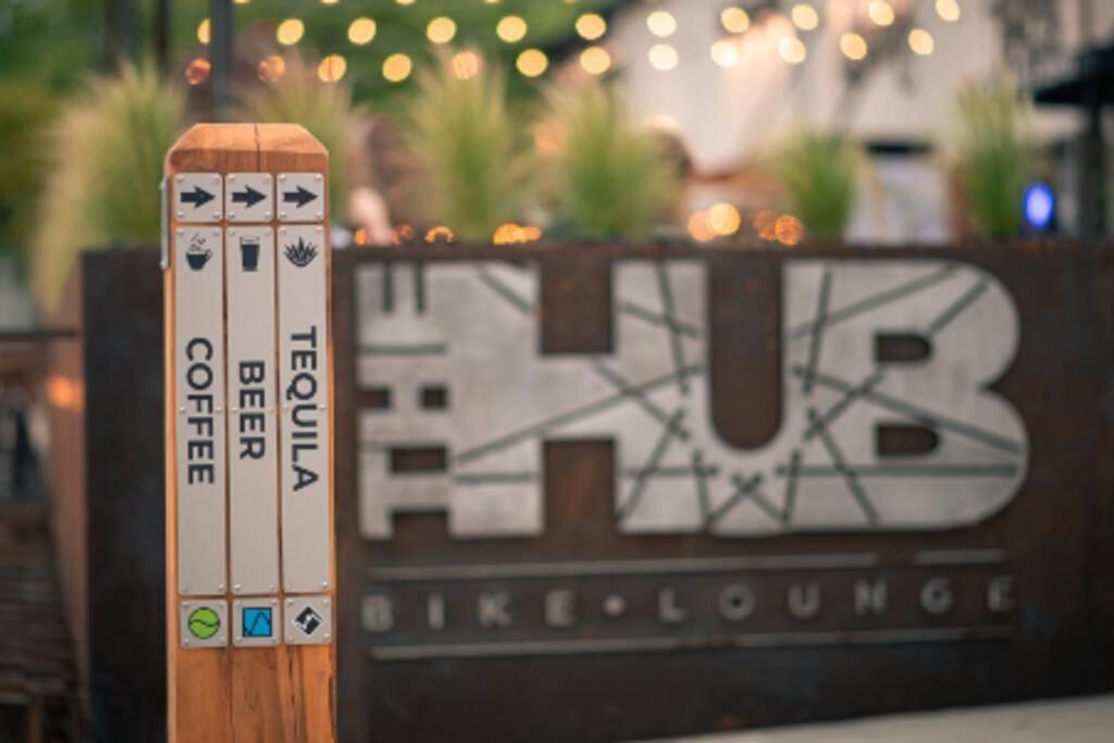 The Willa On 7Th, Located In Downtown Bentonville! 외부 사진